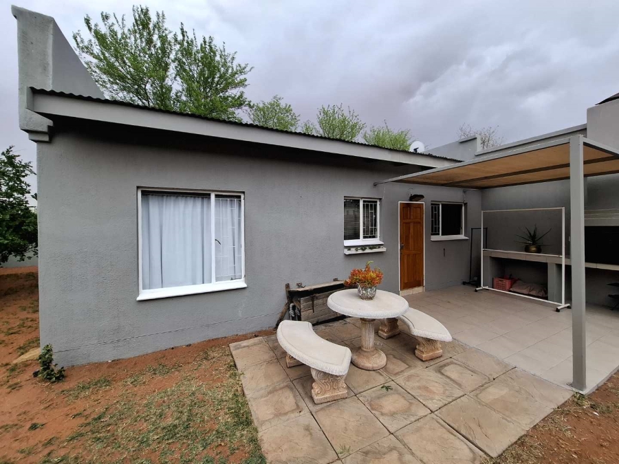 3 Bedroom Property for Sale in Keidebees Northern Cape